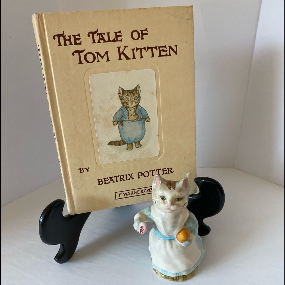 Vintage Beatrix Potter’s “ Tabitha Twitchette” Figurine & Storybook